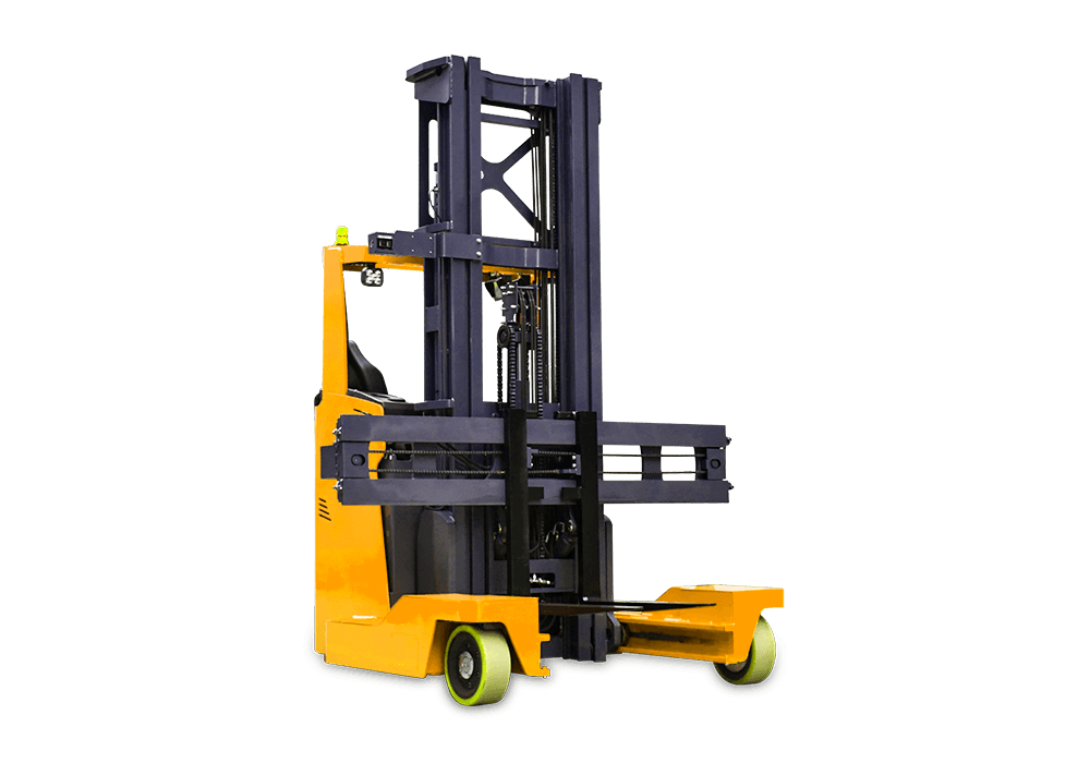 What impact does the ability to move diagonally have on the overall maneuverability of the forklift?