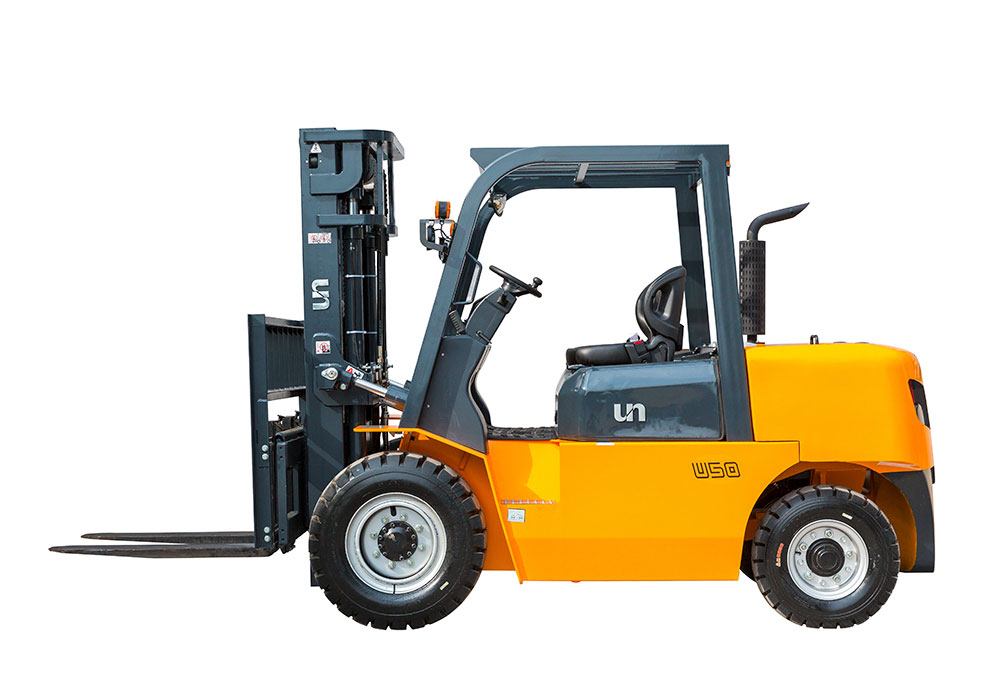 Is diesel forklifts more suitable for high-intensity, long-term operations due to their power characteristics?