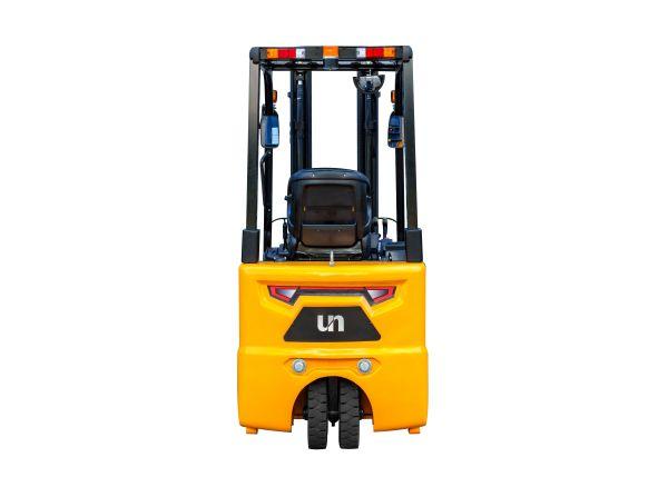 What are the different lifting mechanisms or attachments that can be used with Gas Forklifts?