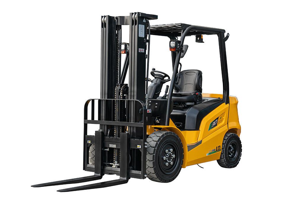 Can electric forklifts be used indoors, outdoors, or both?